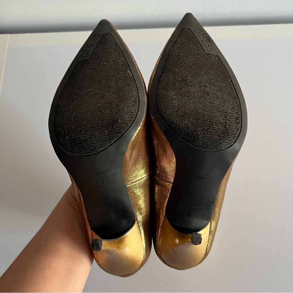 Vintage GUESS Gold Pointed Toe Stiletto - Picture 6 of 6